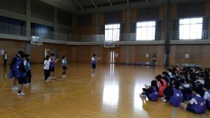 中学校　新入生歓迎会を開催しました