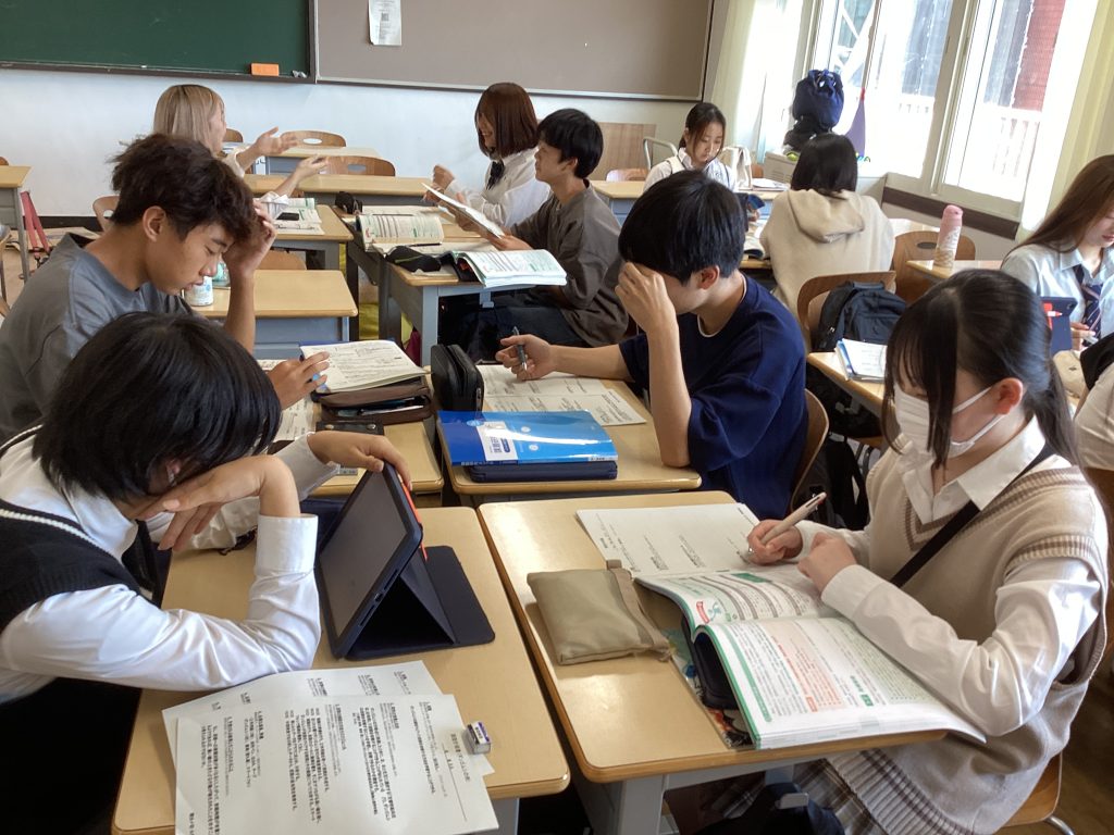 教養総合Ⅰ　調査計画を立てよう