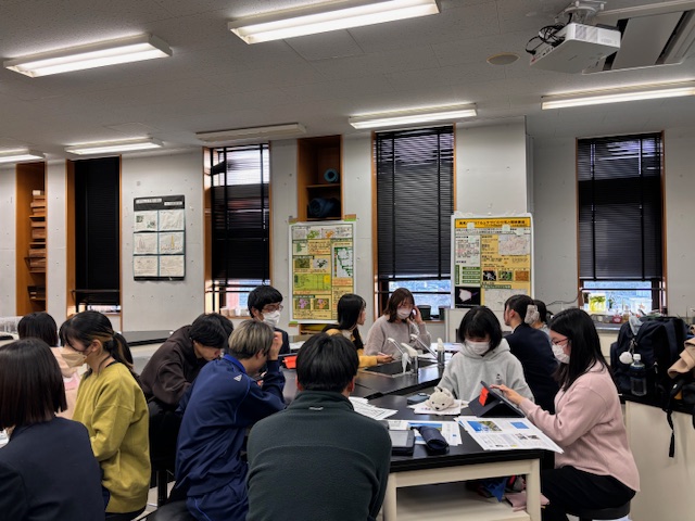 中央大学経済学部林光洋先生・ゼミ生が教養総合ⅡSDGs授業に来校くださいました。