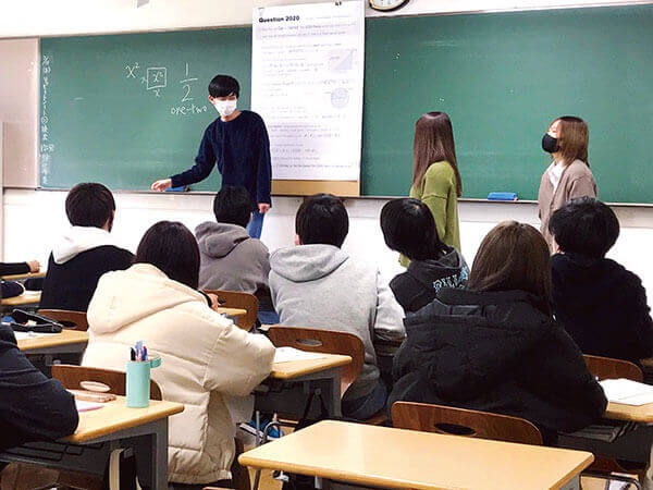 高校:教養総合成果発表会
