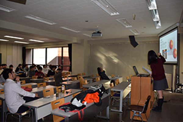 卒業研究発表(中央大学後楽園キャンパス)